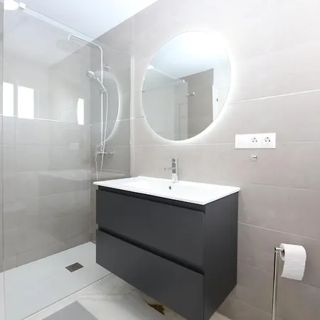 West Townhouse Cecilia *