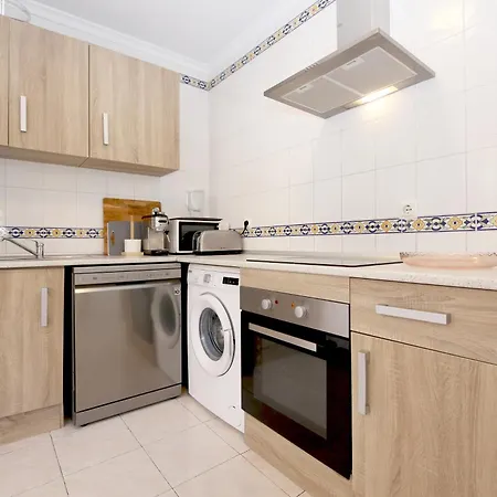 West Townhouse Cecilia *